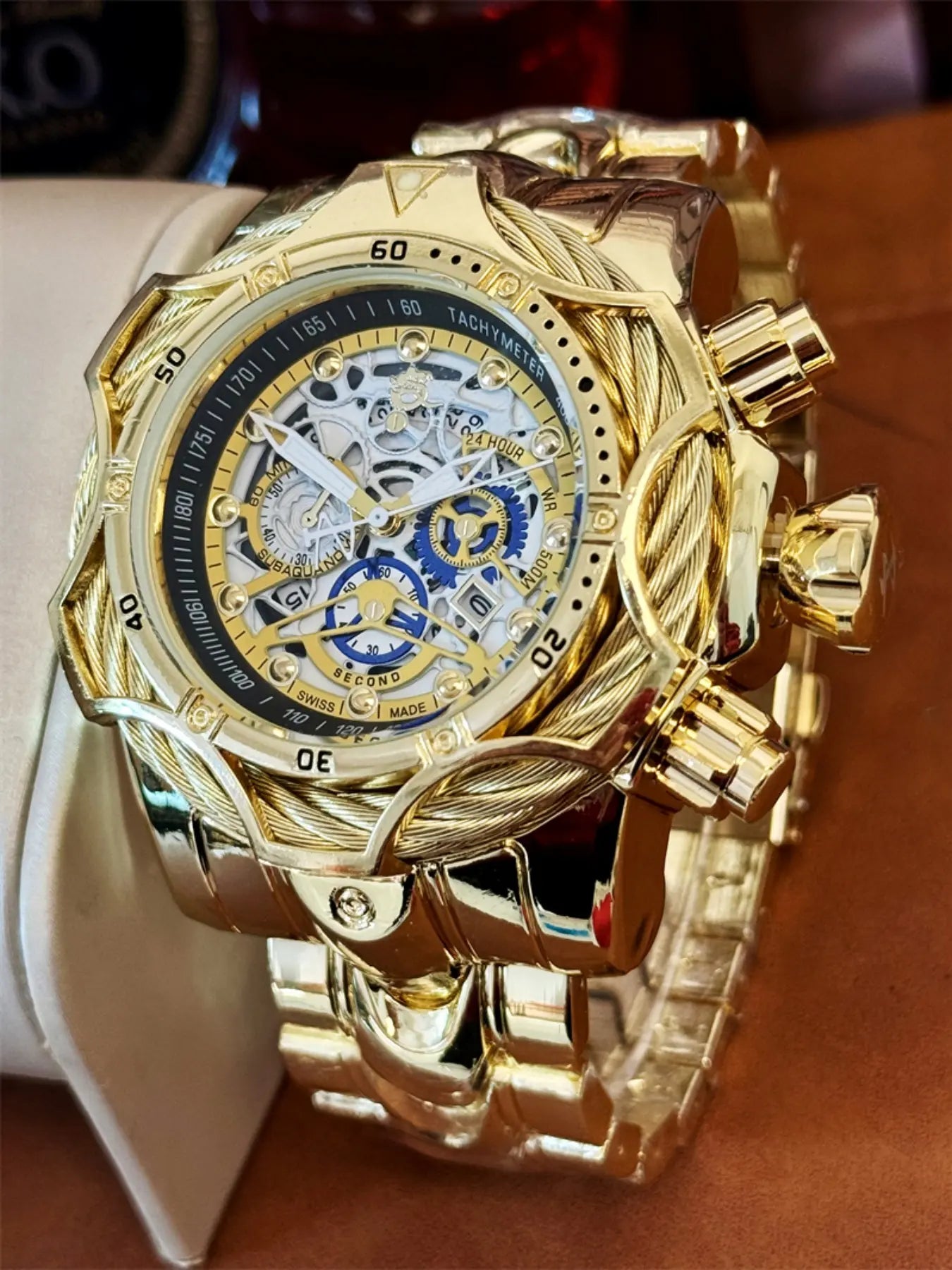 Luxury Men'S Watch High-End Casual Fashion High Quality Quartz Wristwatch, Golden Alloy Case, round Analog Dial, Analog Quartz Movement, Buckle Closure, Perfect Gift Box Included, Quartz Watches